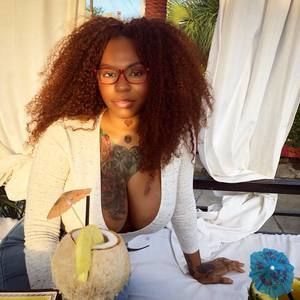 Meet your Posher, Areial